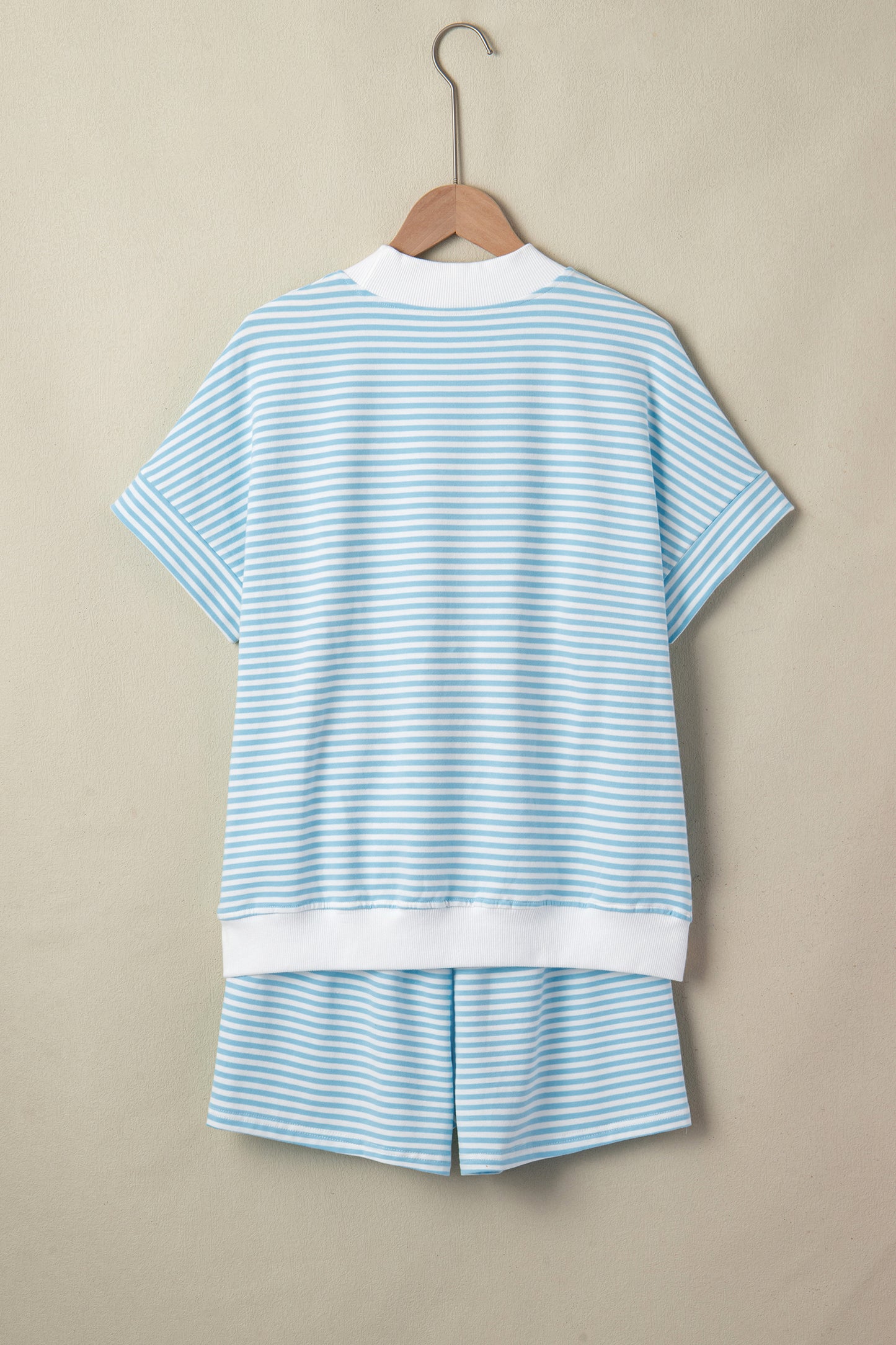 Pink Stripe Cuffed Sleeve Contrast Mock Neck Tee Casual 2pcs Short Set